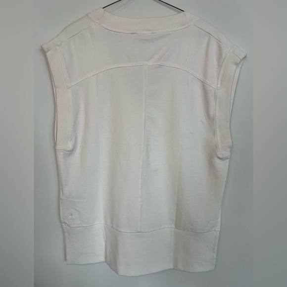 Athleta Off-White V-Neck Tee New (No Tag)✨ - Picture 4 of 9
